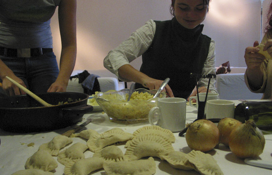 Dorota Podlaska, Cooking Project - performance w Svenska Yrkeshögskolan y Nykarleby, Wydział Sztuk Pięknych Swedish Polytechnic w Nykarleby, Finlandia